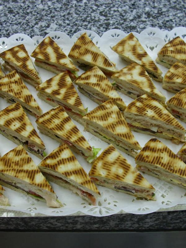 Mini sandwiches Thon Poulet